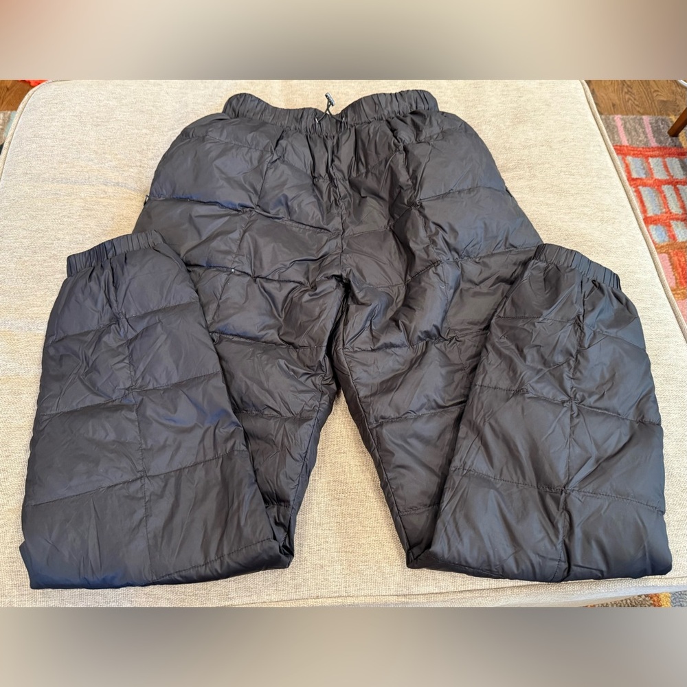 Tapasimme Black size small quilted winter pants